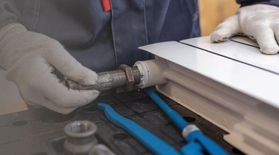 Professional water heater repair services in Oblong, IL